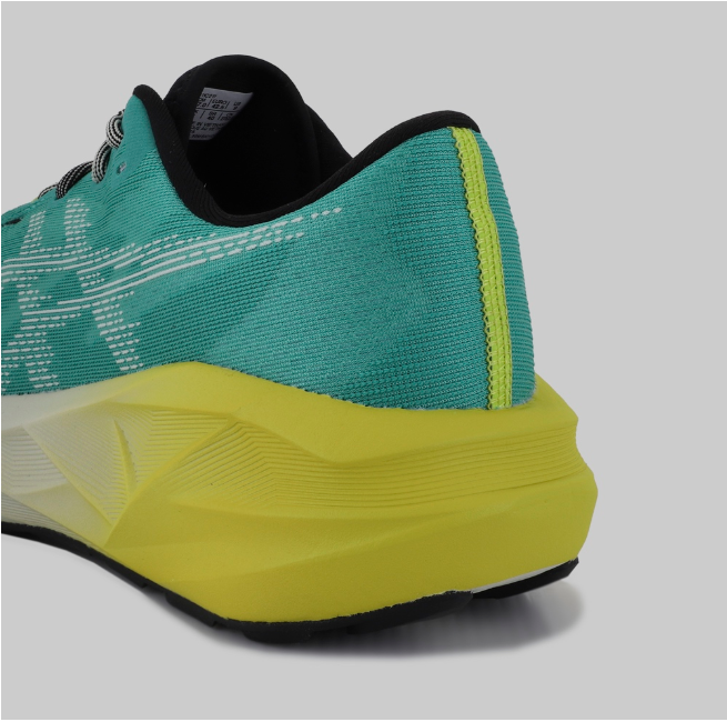 Tenis Asics Novablast 5 TR Hombre
