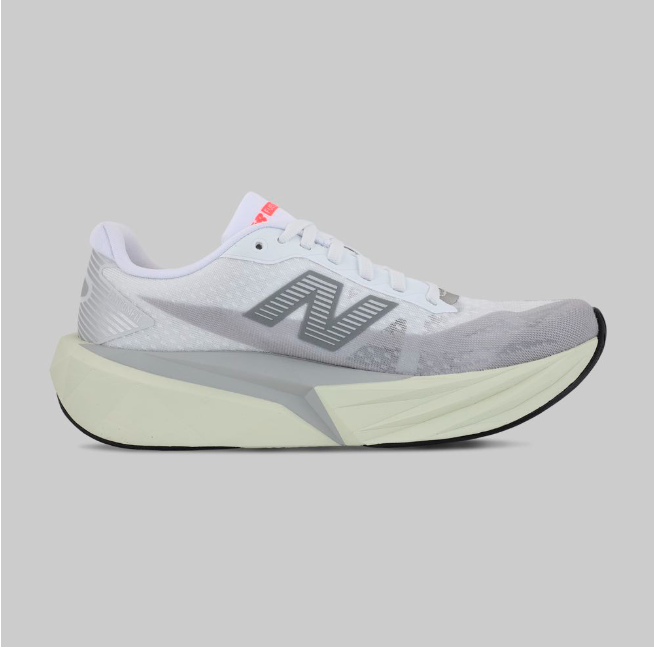 Tenis New Balance FuelCell Rebel V5 Mujer