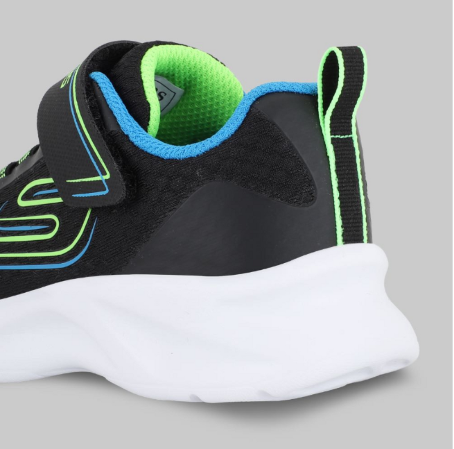 Tenis Skechers Dynamatic Niño